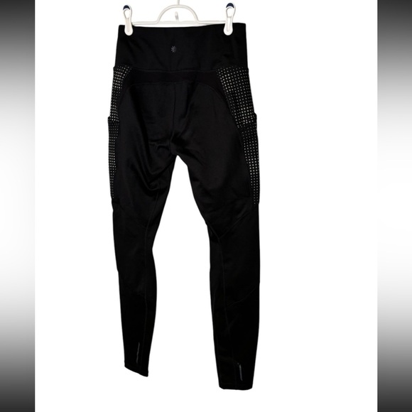 Athleta Small Black Traverse Radiant Grid‎ Tight Leggings - Picture 5 of 6